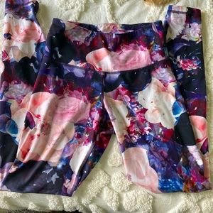 Old Navy Small Active Leggings